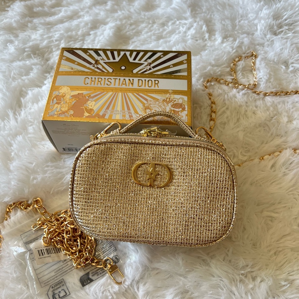 ‼️New Dior Gold Mini Bag - Makeup Pouch‼️